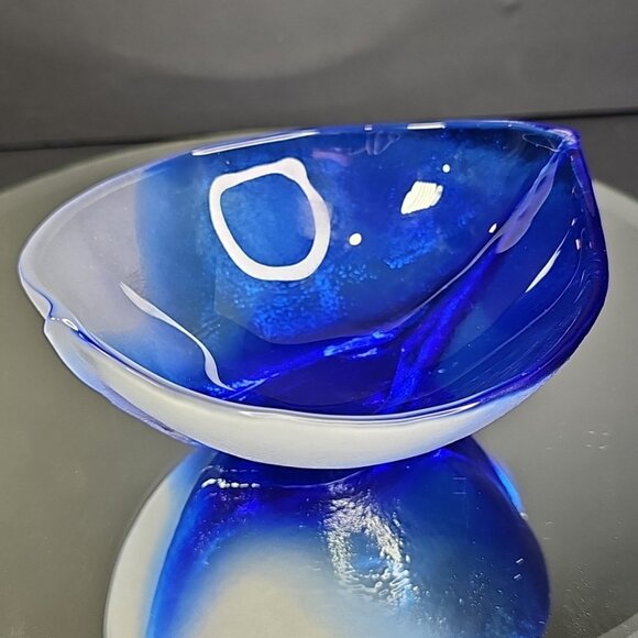 Mats Jonasson Hand Blown Glass Cobalt Blue White Dish Bowl Signed Nautical Ship - Picture 8 of 15